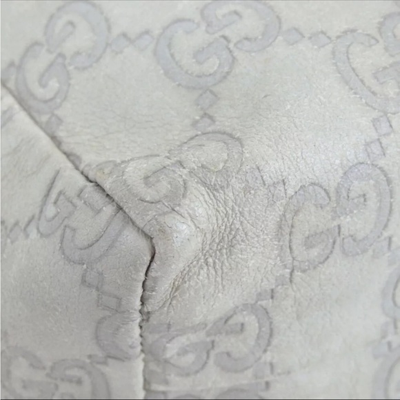 Authentic Gucci Beige pouch Women's Bag - Picture 15 of 16